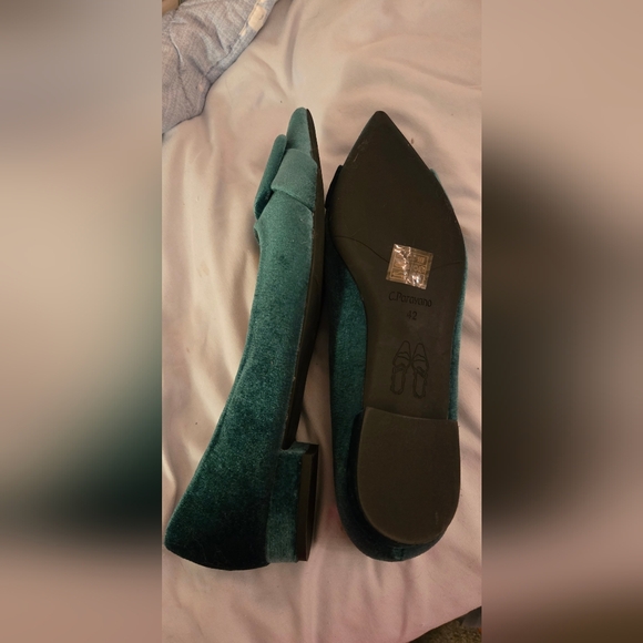 Aida Square Buckle Velvet Flats! Size 10 - Picture 8 of 10